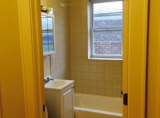 347 E 81st St APT 2, Chicago, IL 60619