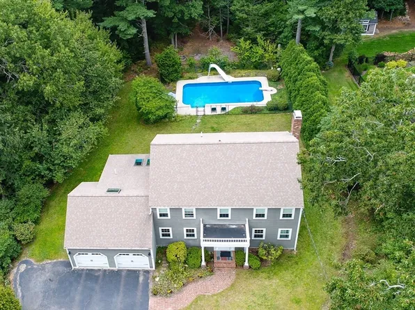 311 Pine St, Marshfield, MA 02050