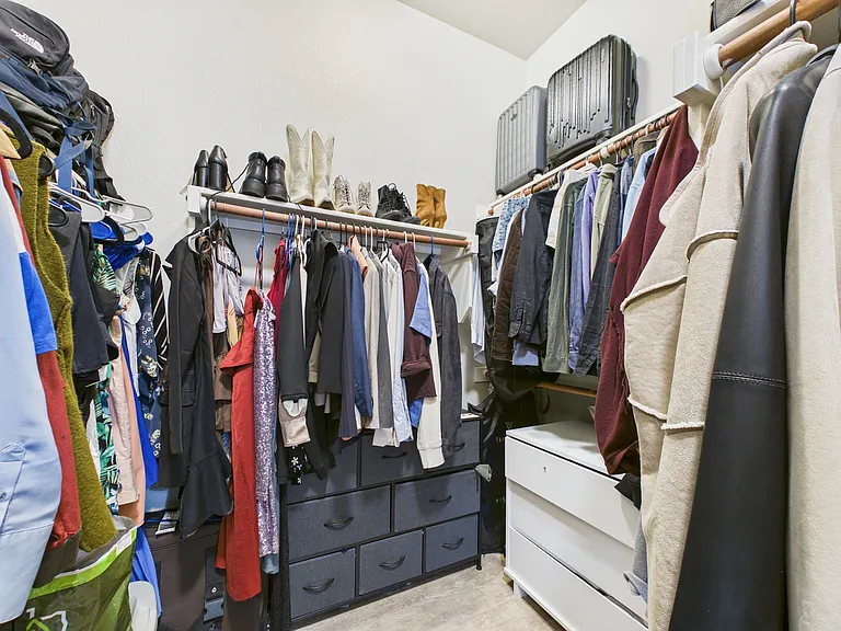 10216 Wind Cave Trl — Photo 36