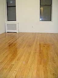 Rented by Robyn Lee, LREB