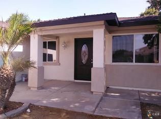 912 Sunset St, Calexico, CA 92231