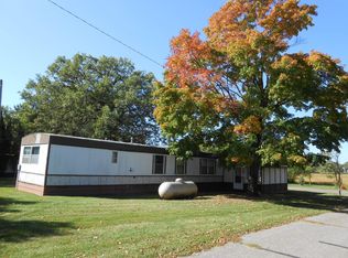 321 West St, Upsala, MN 56384