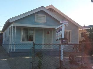 1150 E 70th St, Los Angeles, CA 90001