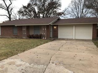 3717 Devonshire Ct E, Irving, TX 75062