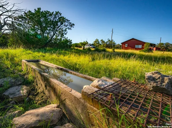 116 U.S. Highway 83, Mountain Home, TX 78058
