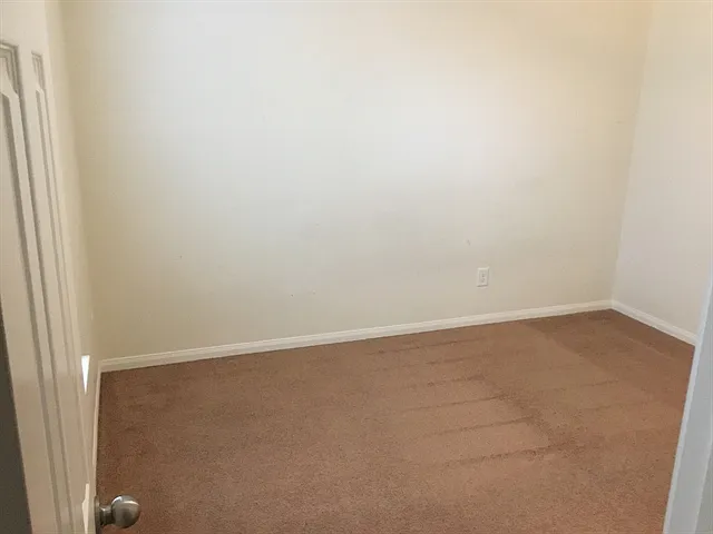 22371 Queenbury Hills Dr — Photo 8