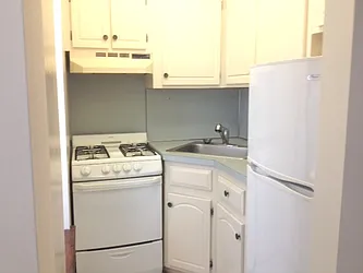 Rented by Guidance Realty Corp.