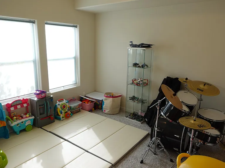 10928 Ballona Dr — Photo 3