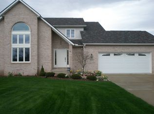 4806 Young Rd, Stow, OH 44224