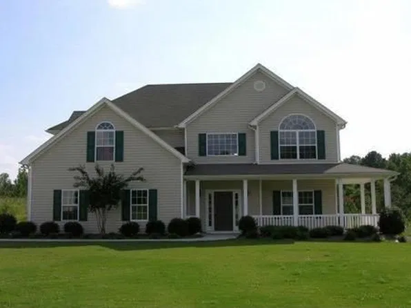 18 Kingston Ct, Sharpsburg, GA 30277