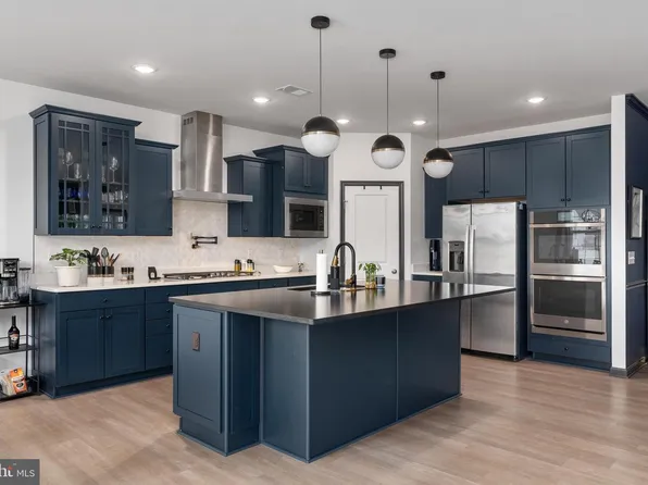 9304 Spring Hill Ln, Fredericksburg, VA 22408