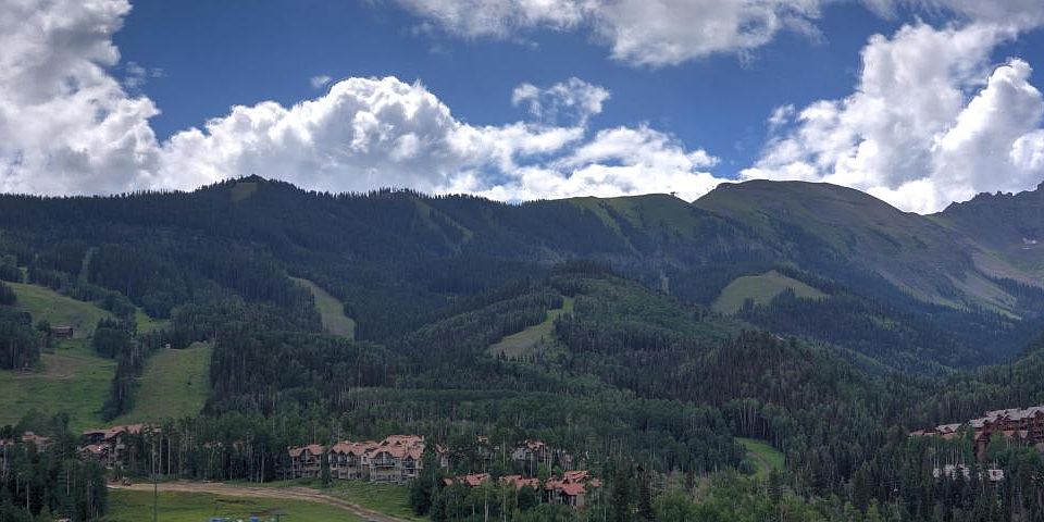 1st image of 266 Country Club Dr