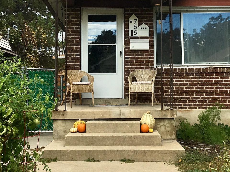 1st image of 755 E Ramona Ave