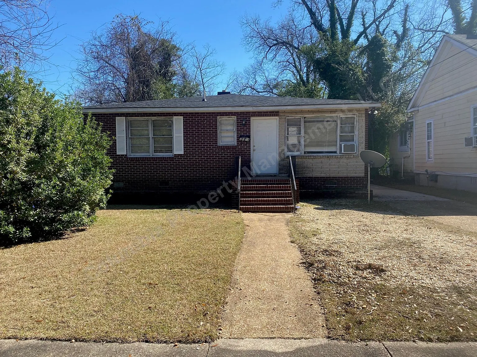 3 bed, 1600 sqft, $2,150 — Photo 2