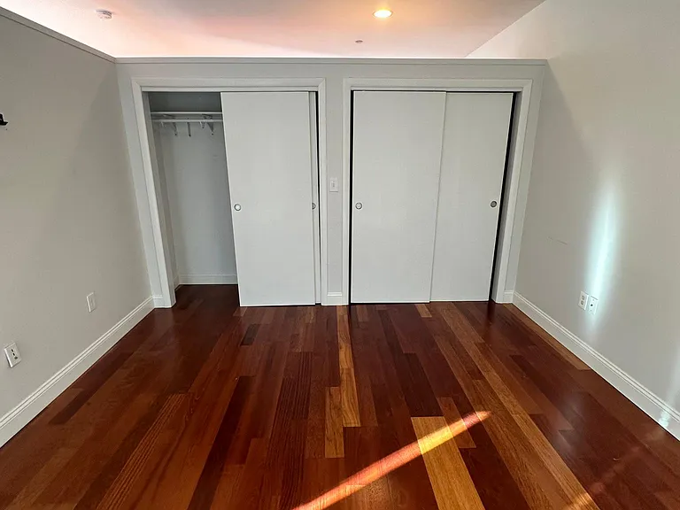 10 Ocean Ave #101 — Photo 15