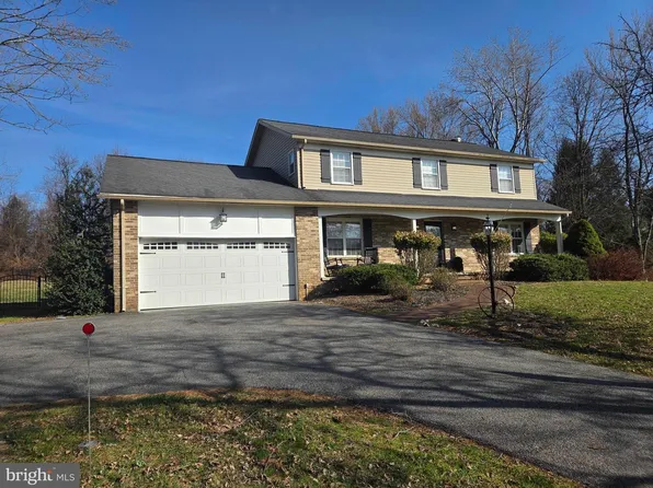 14305 Robcaste Rd, Phoenix, MD 21131