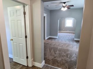 1645 E Walnut St, Des Moines, IA 50316