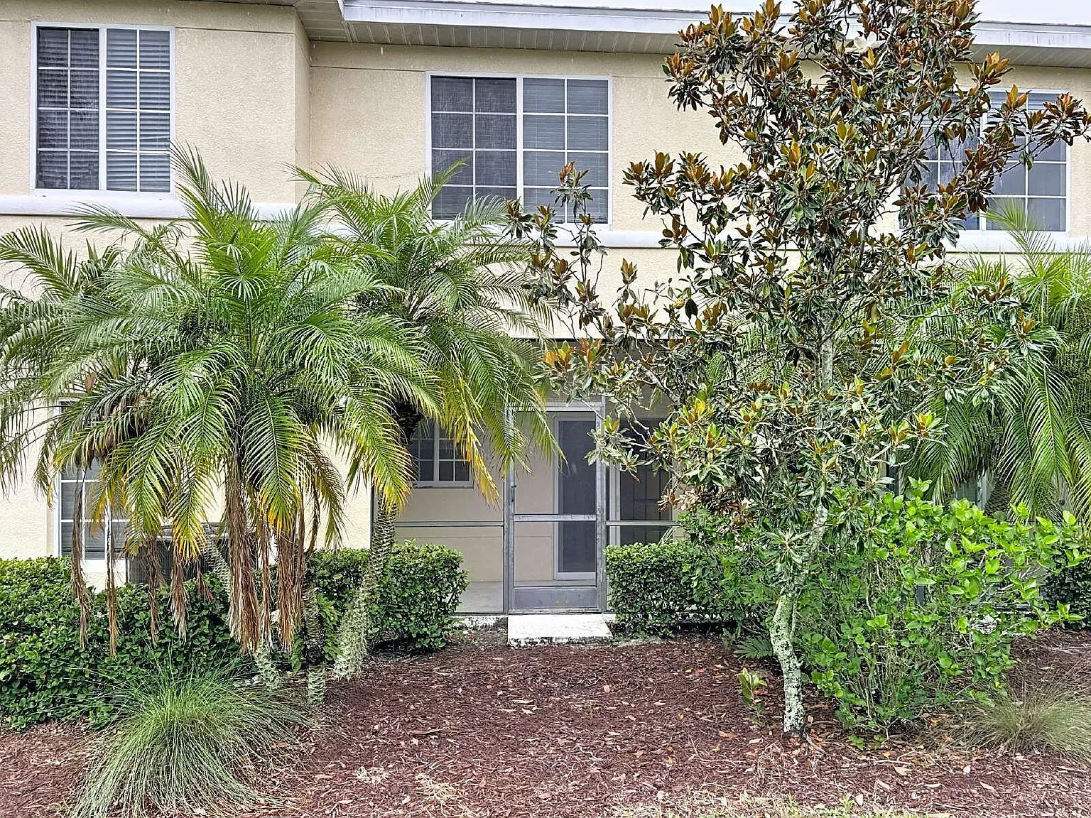 2 bed, 2.5 bath, 1429 sqft, $1,700 — Photo 3