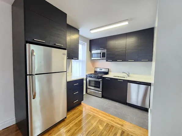 1725 Edison Ave APT 2E, Bronx, NY 10461
