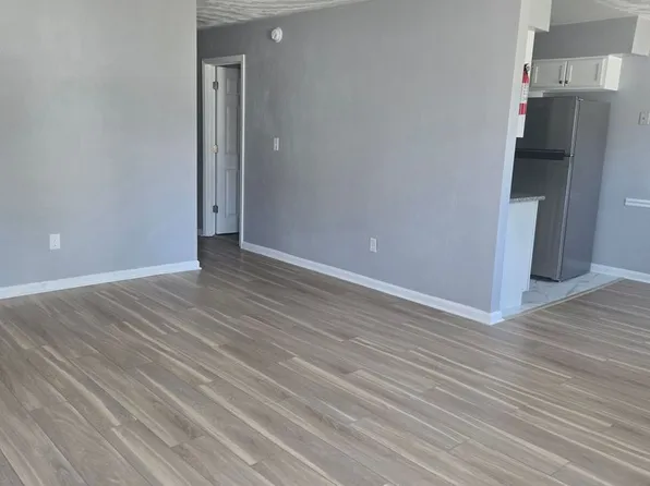 1009 Hannah St, 1009 Hannah St APT B, Norfolk, VA 23505