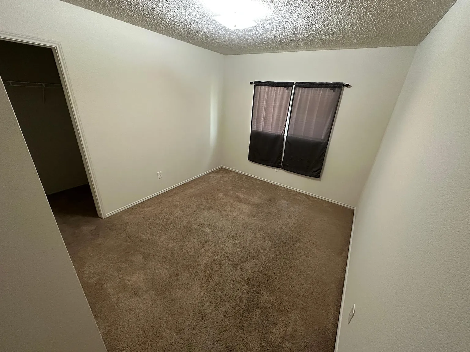 3 bed, 1520 sqft, $1,800 — Photo 2