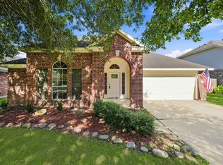 318 Magnolia Estates Dr, League City, TX 77573