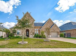 326 Round Lake Dr, Rosenberg, TX 77469