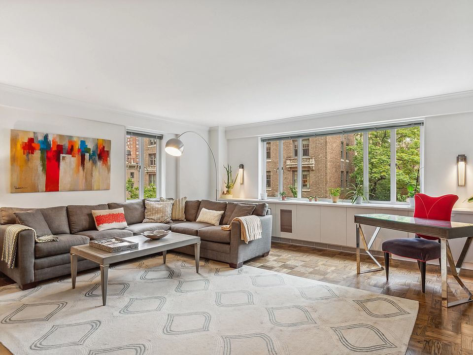1st image of 135 E 71st St APT 4D