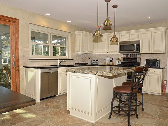 Upgraded Kitchen