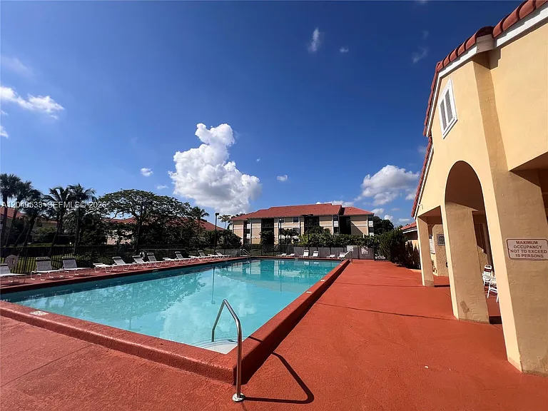 5661 Riverside Dr #101B7 — Photo 33