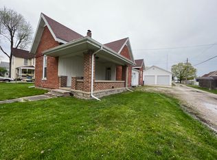 104 W Lincoln St, Swayzee, IN 46986