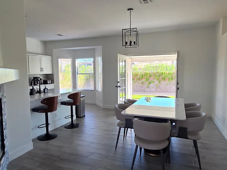 Silver Lantern Dr — Photo 24