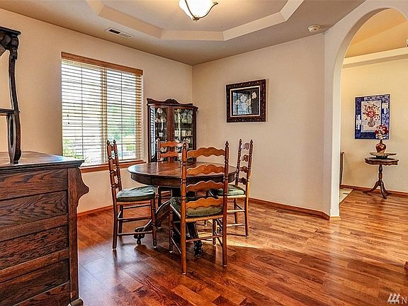 2nd image of 6406 Amberly Pl SE