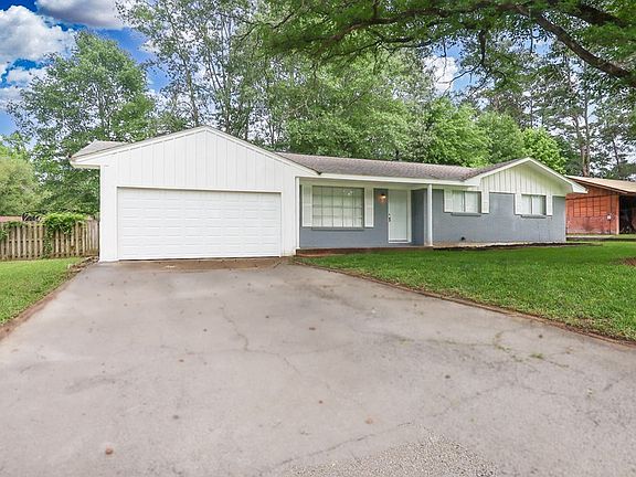 3rd image of 508 Hemlock Rd