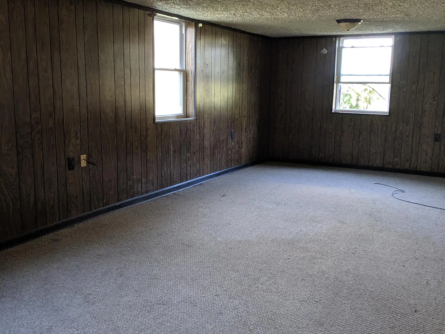 4 bed, 1040 sqft, $1,800 — Photo 3