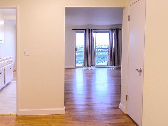 2nd image of 145 Carmel St #3