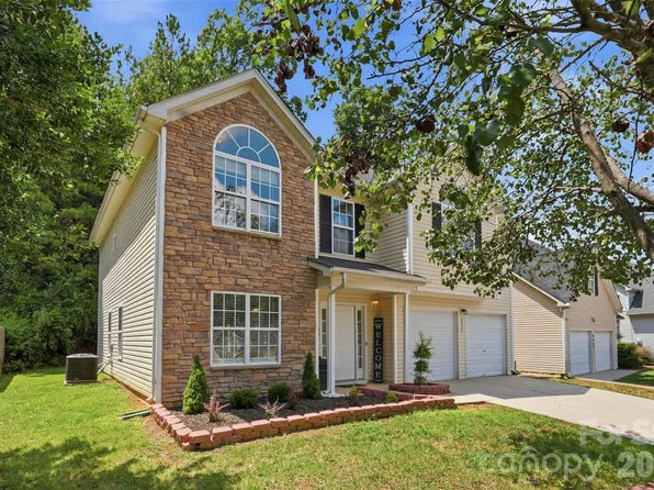 4923 Eagle Creek Dr, Charlotte, NC 28269