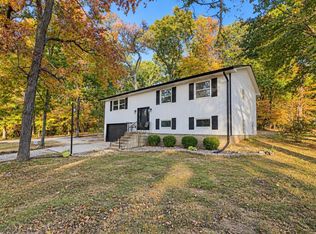 16546 N Tolle Ln, Mount Vernon, IL 62864