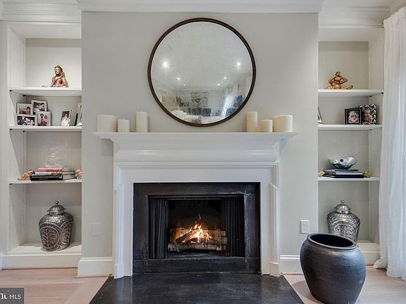 Hello Charming Wood Burning Fireplace & Built-Ins!