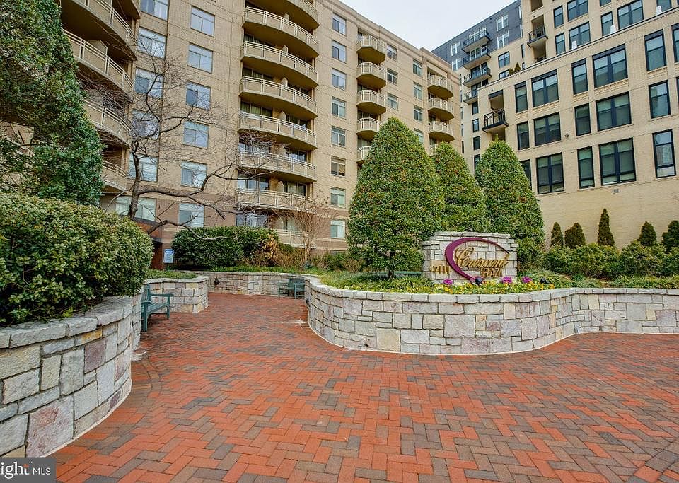 1st image of 7111 Woodmont Ave APT 415