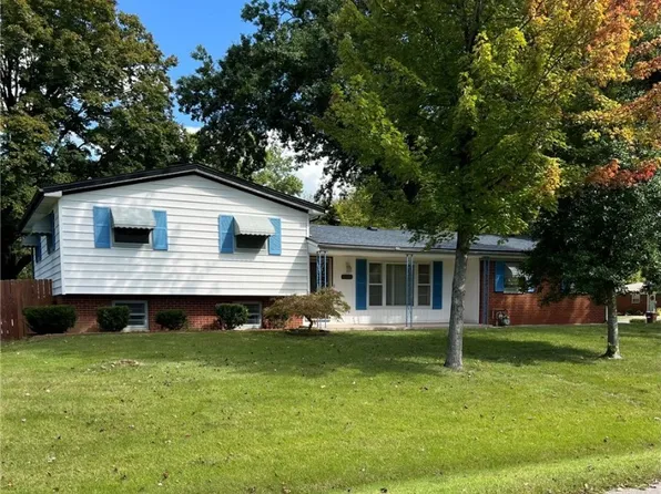 1206 Hibiscus Drive, Clarksville, IN 47129