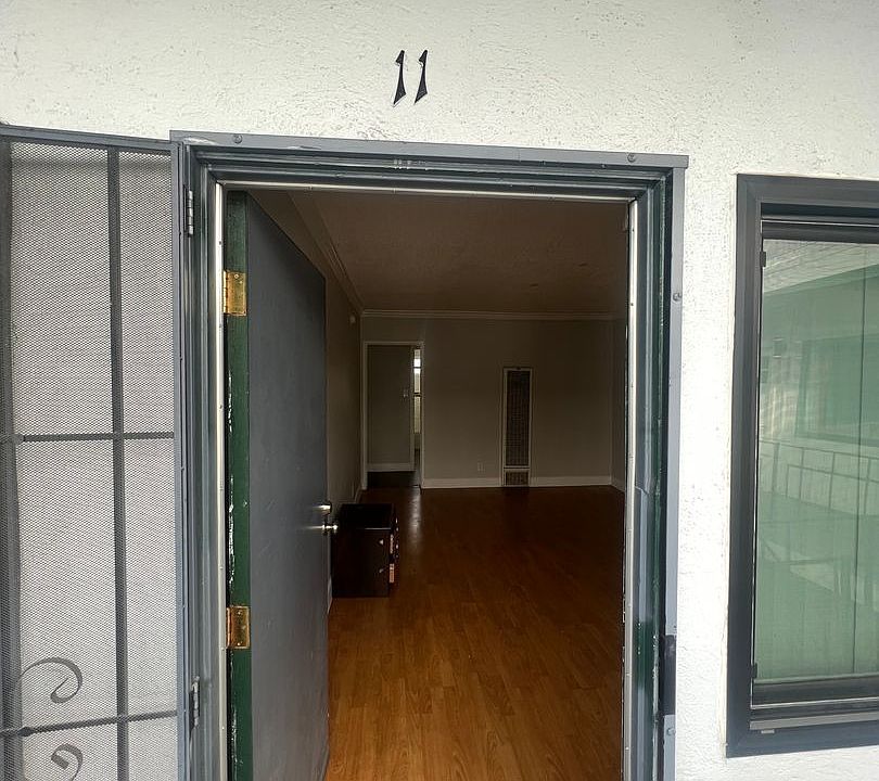 1st image of 1521 Arlington Ave APT 11