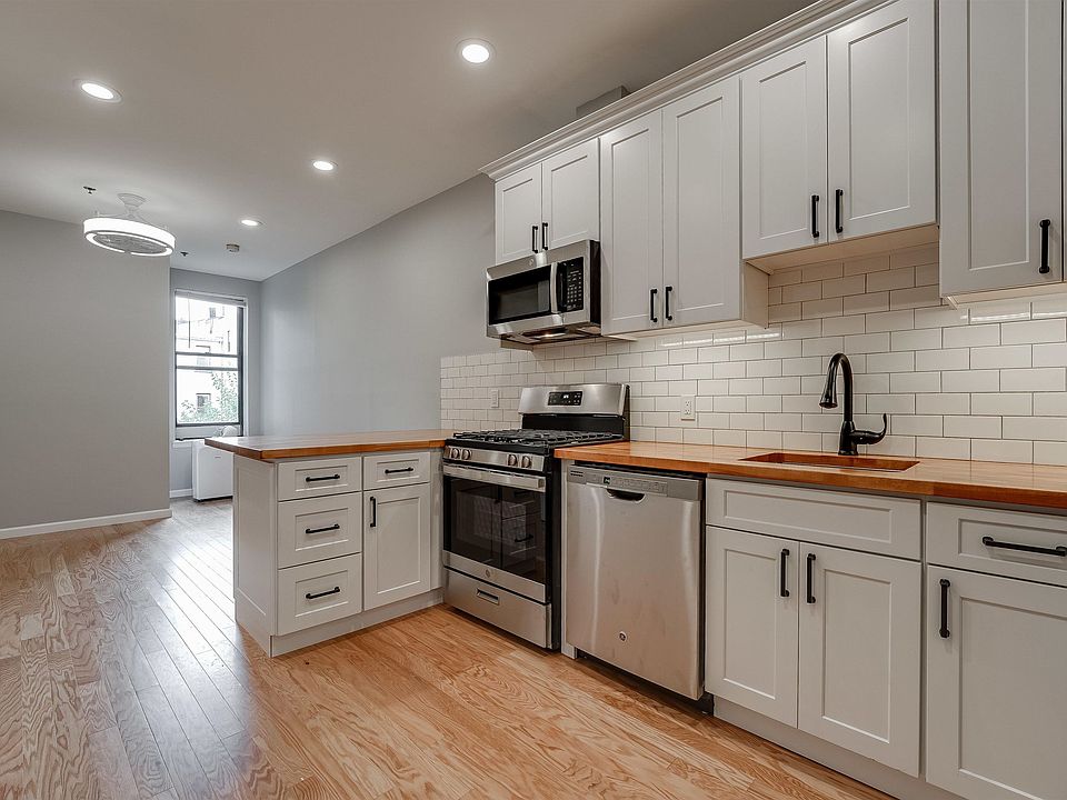 1st image of 813 Park Ave APT 4