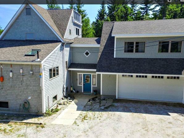 36 Tree Tops Ln