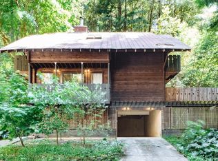 14989 Merry Ln, Guerneville, CA