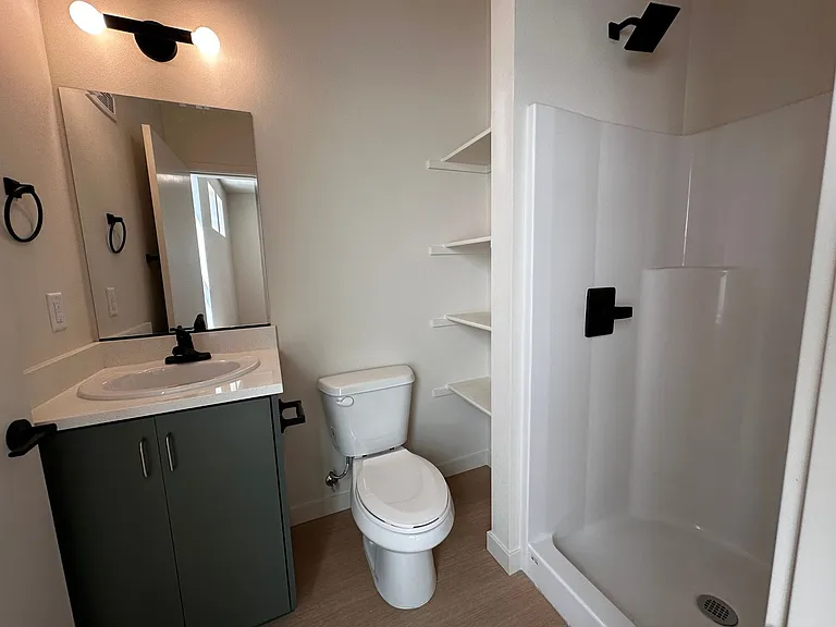 Waller Apartments — Photo 4