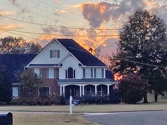 1st image of 105 Fawn Ln
