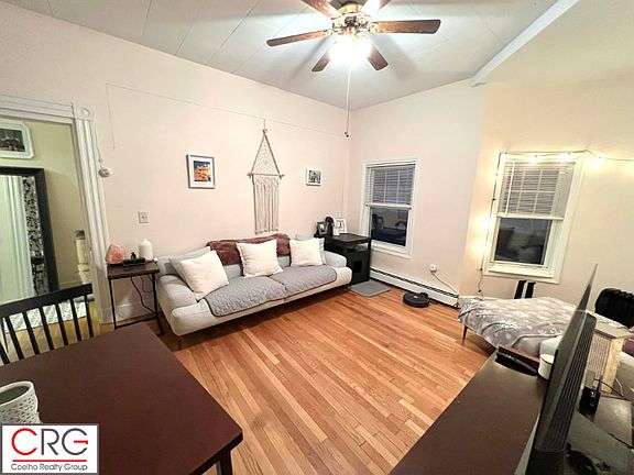 4th image of 94 Spring St Unit 1