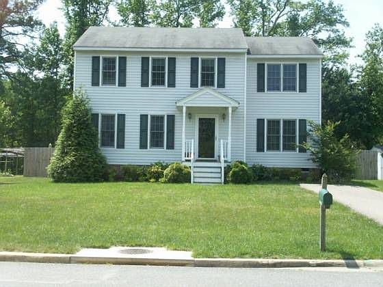 1st image of 1009 Brookwood Glen Ln