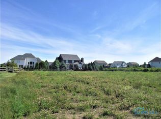 4748 Sunny Creek Ln, Sylvania, OH 43560